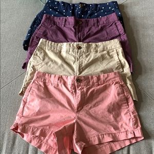 🎉Women’s Everyday Shorts in good used condition.
